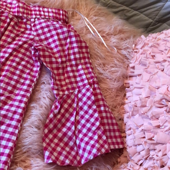 Off The Shoulder Gingham Blouse - Picture 5 of 6